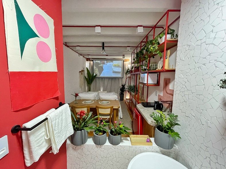 Studio em vermelho - Copan por @yanaina_interiores