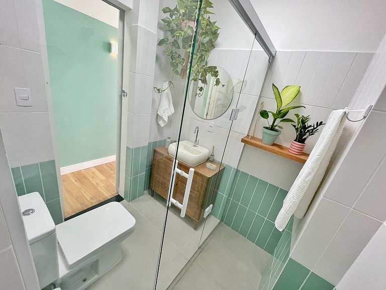 Incredible sunrise at Copan C/Ar by @Zairagon