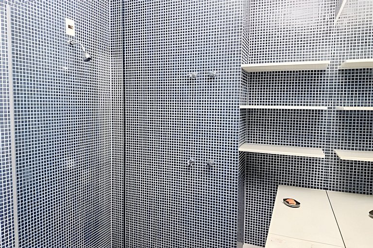 Espaçoso 2 dormitórios, estilo industrial no Copan