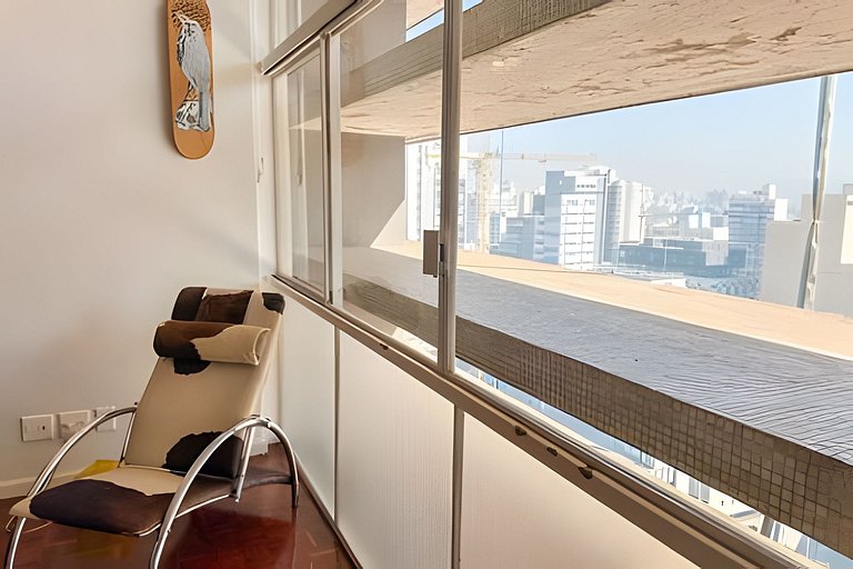 Espaçoso 2 dormitórios, estilo industrial no Copan