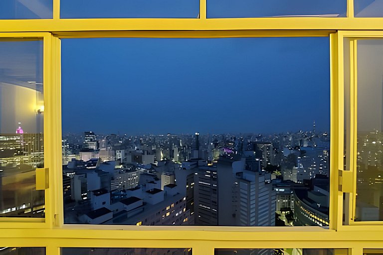Studio Metrópole no último andar do Copan