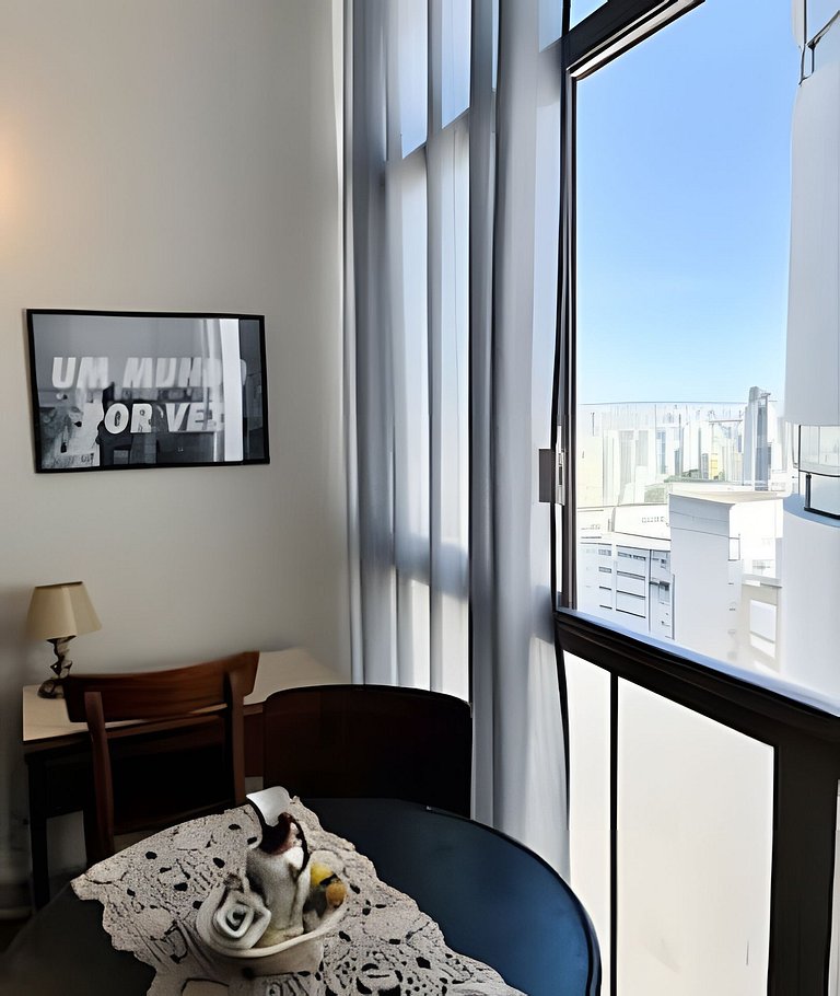 Feito de histórias, SP antigo 30A com arte @ Copan