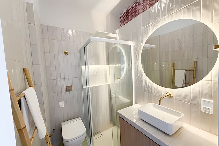 Todo abraço. Airbnb no Copan @yanainainteriores