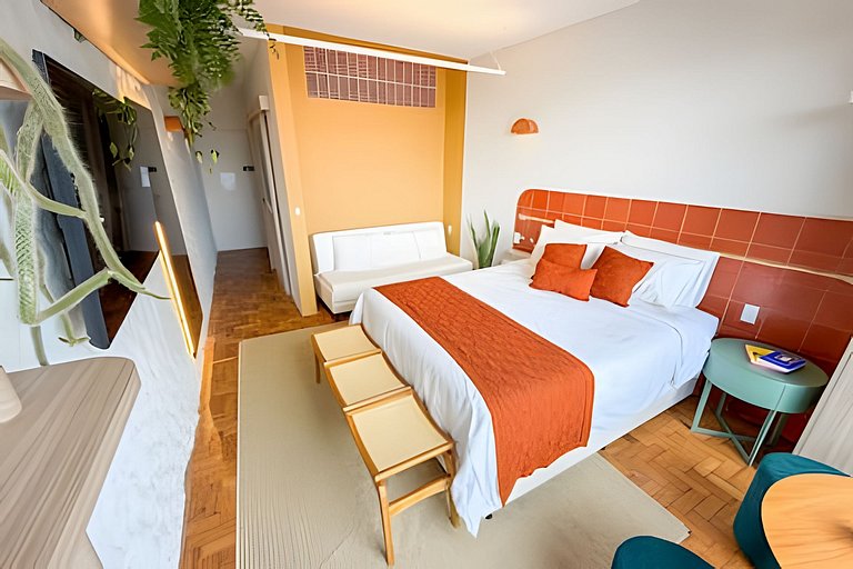 Todo abraço. Airbnb no Copan @yanainainteriores